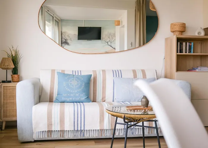 Apartman - Magnifique Vue - Palais De Justice - 2-4 Personnes *